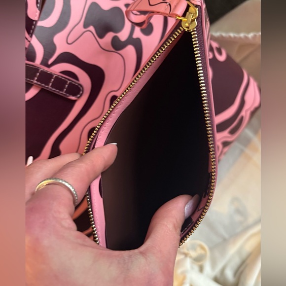 Authentic MANSUR GAVRIEL Leather Patterned Tote with large zip top wristlet - Picture 6 of 16